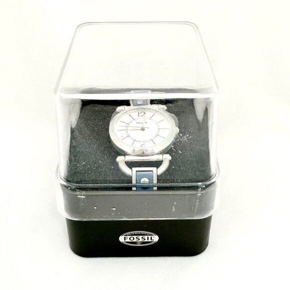 Fossil Womens Silver & Blue Adjustable Bracelet Watch w/Tags and New Battery